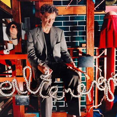 Rihanna - Queen of Downloads