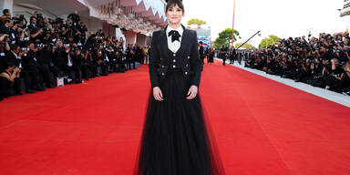 Serien-Hammer: Winona Ryder steigt bei &bdquo;Wednesday&ldquo; ein