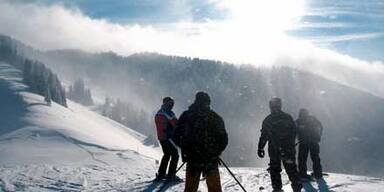 Skifahrer stürzte 50 Meter in die Tiefe