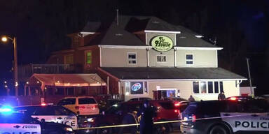 Drei Tote nach Sch&uuml;ssen in einer US-Bar