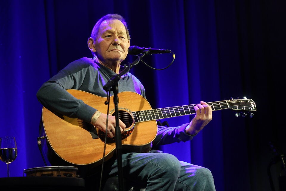 Ambros ließ mit Hit-Feuerwerk den Park beben