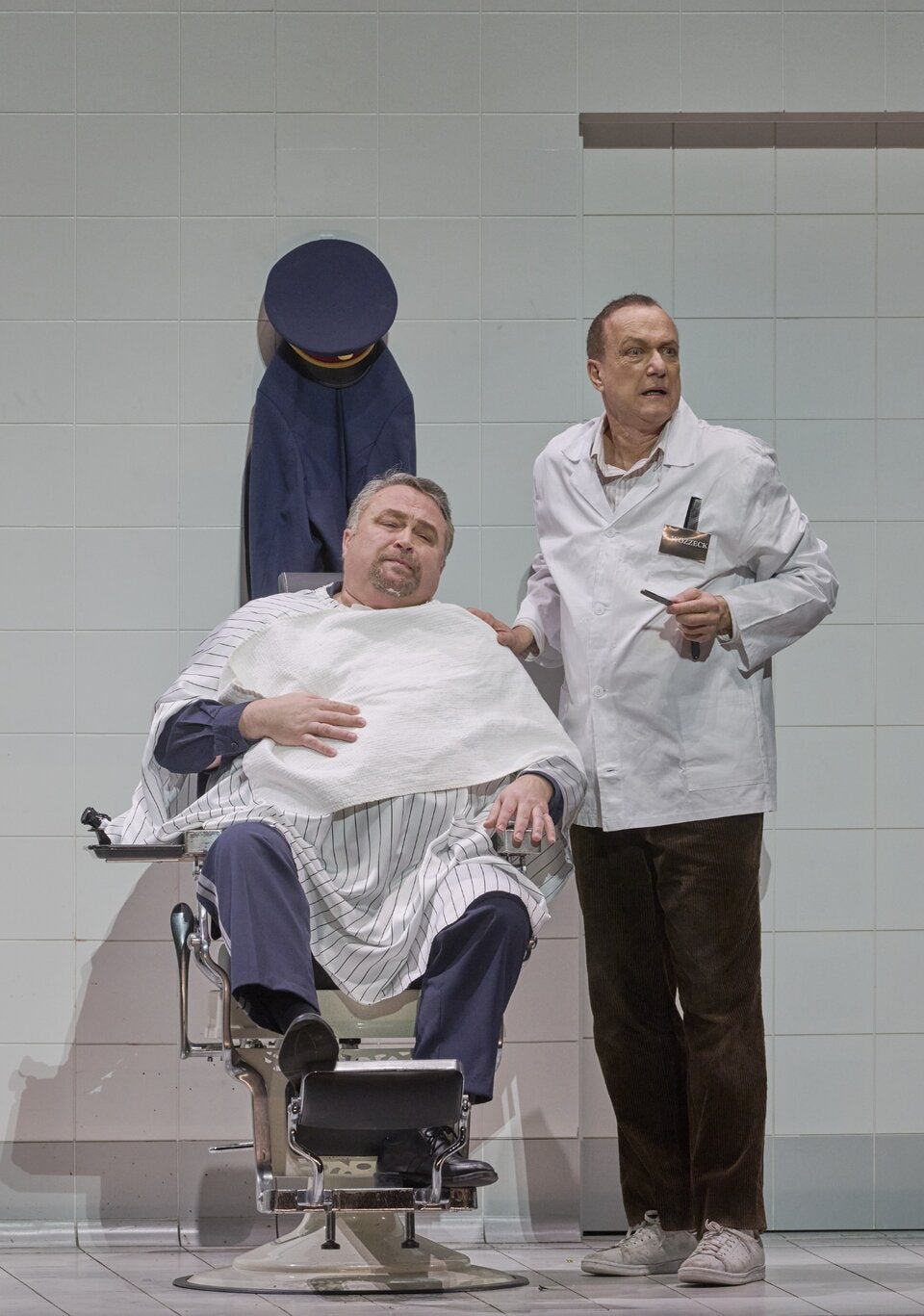 „Wozzeck“ bringt U3-Station und AMS-Servicestelle an die Staatsoper
