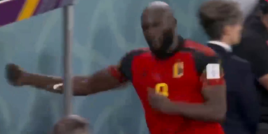 Wutausbruch bei Lukaku! St&uuml;rmerstar schl&auml;gt Scheibe ein.png