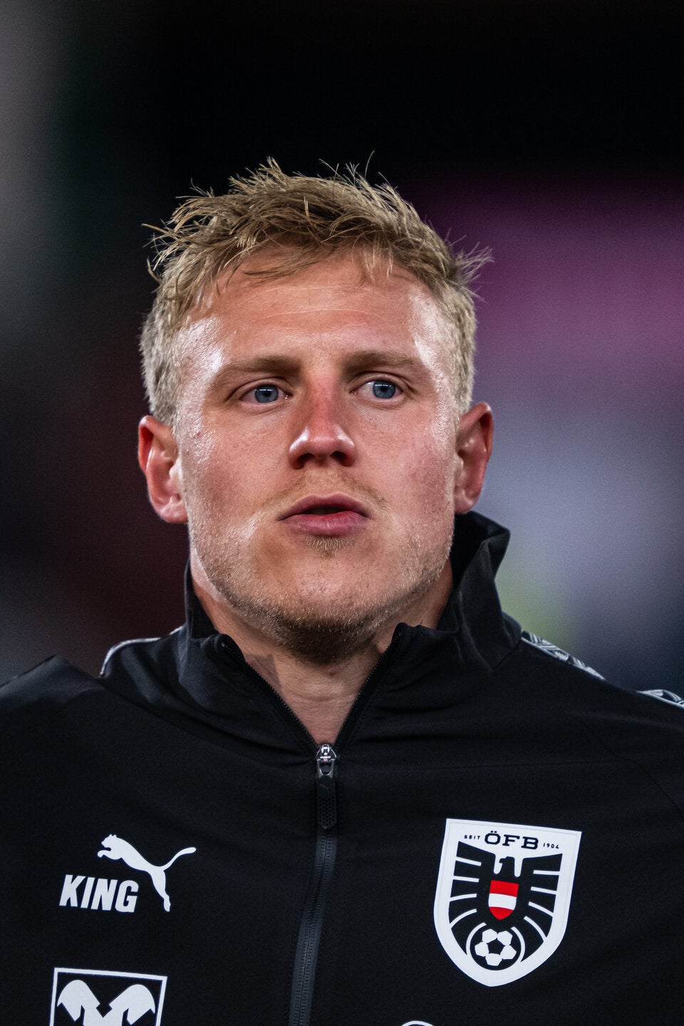 FRÖNK über unsere neue WM-Hymne: „Will mich nicht an Fendrich messen!“