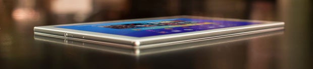 Sony Xperia Z4 Tablet und Xperia M4 Aqua