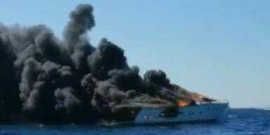 Miami: Luxus-Yacht f&auml;ngt vor K&uuml;ste Feuer