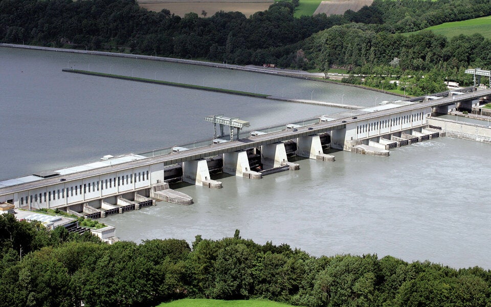 Strompreis: Nehammer schickt Verbund-Aktie auf Talfahrt