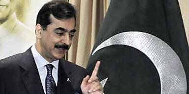 Yousuf-Raza-Gilani