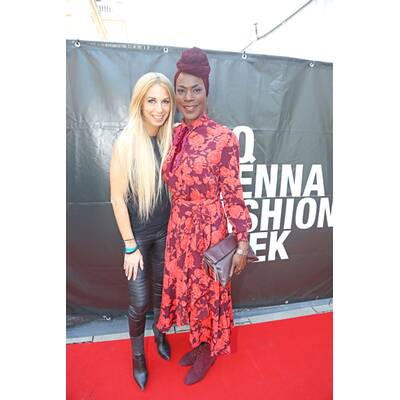 VIPs bei Anelia Peschev