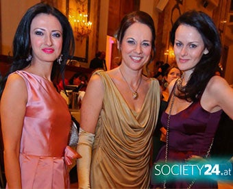 Ein Ball zwischen Himmel und Hölle