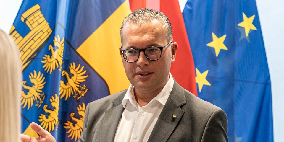 VPNÖ empört über Hergovich-Rede bei Bahnhofseröffnung