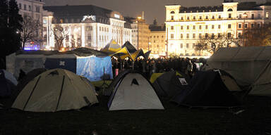 Flüchtlinge proben den Aufstand