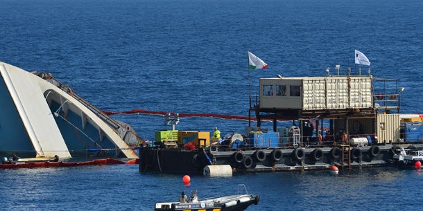 Costa Concordia wird geborgen