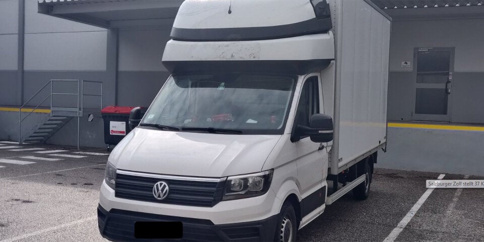 Zoll stellt 37 Kilo Marihuana im Möbeltransport sicher