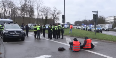 Zu glama-Kleber müssen Blockade in München absagen.png