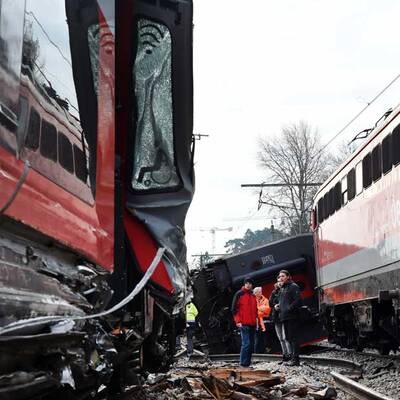 Aufräumarbeiten nach Zugsunglück