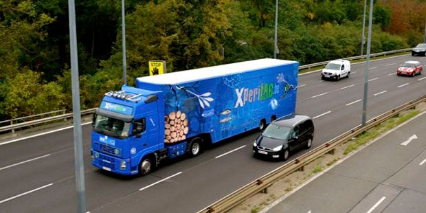 Fahrendes Labor XperiLAB ist da