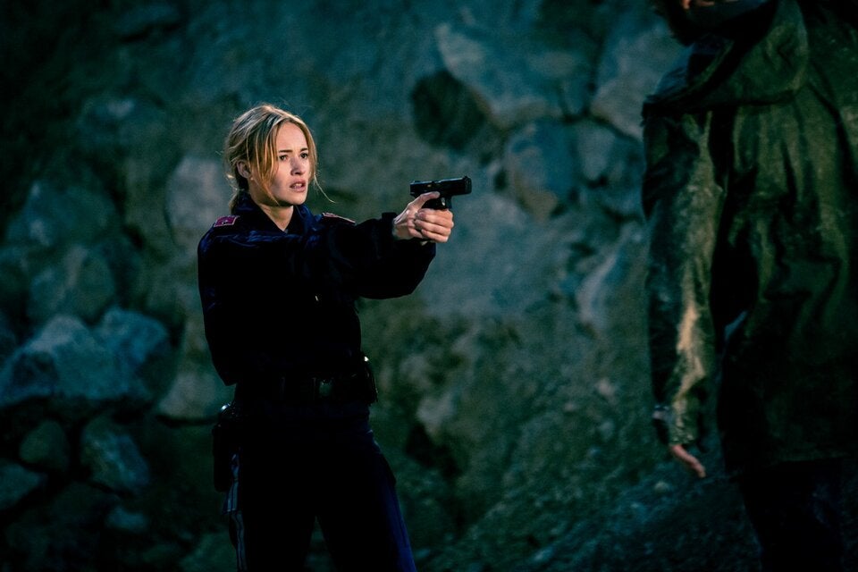 Im Einsatz auf der Leinwand: In der Kimikomödie „Pulled Pork“ spielt Valerie Huber die Polizistin Melanie Hauser. 