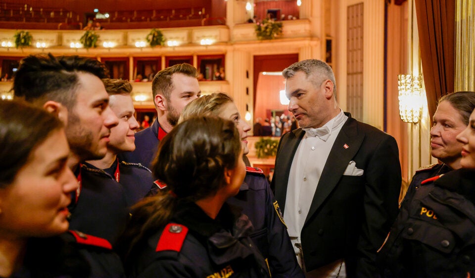 Polizeibesuch in Nehammers Loge