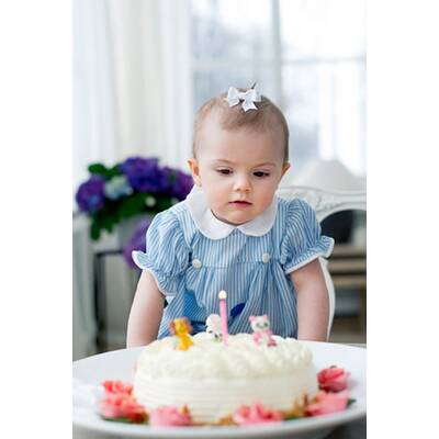 Prinzessin Estelle feiert ihren ersten Geburtstag