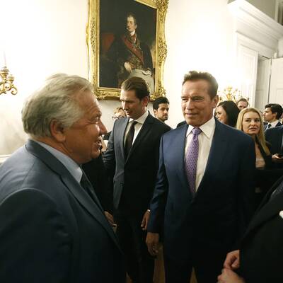 Arnie im Wiener Bundeskanzleramt