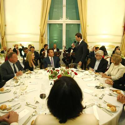 Arnie im Wiener Bundeskanzleramt