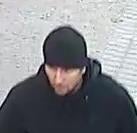 Schwerer Raub mit Pistolen: Beide Täter flüchtig