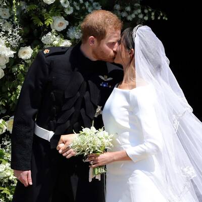 Meghan & Harry im Jaguar