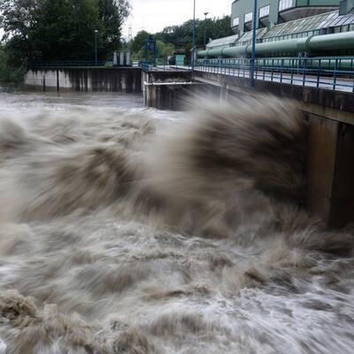 Heftige Unwetter sorgen für Chaos im Land