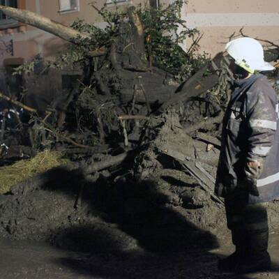 Heftige Unwetter sorgen für Chaos im Land