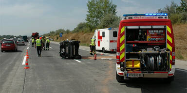 Mega-Stau nach Unfall auf der A2