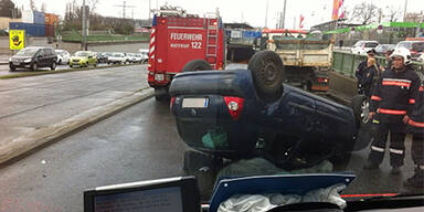 Auto-Crash: M&auml;dchen (14) schwer verletzt