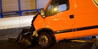 Mann (27) stirbt bei Crash auf der A23 