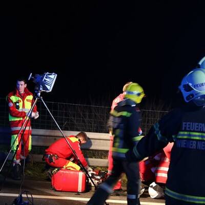 A2 nach schwerem Unfall gesperrt