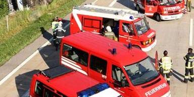 34  Verletzte bei Busunfall