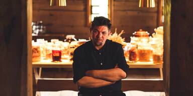 Tim M&auml;lzer gibt alles.