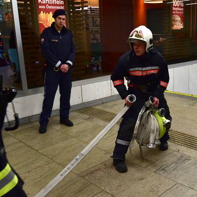 Feuer-Alarm in der Wiener U-Bahn