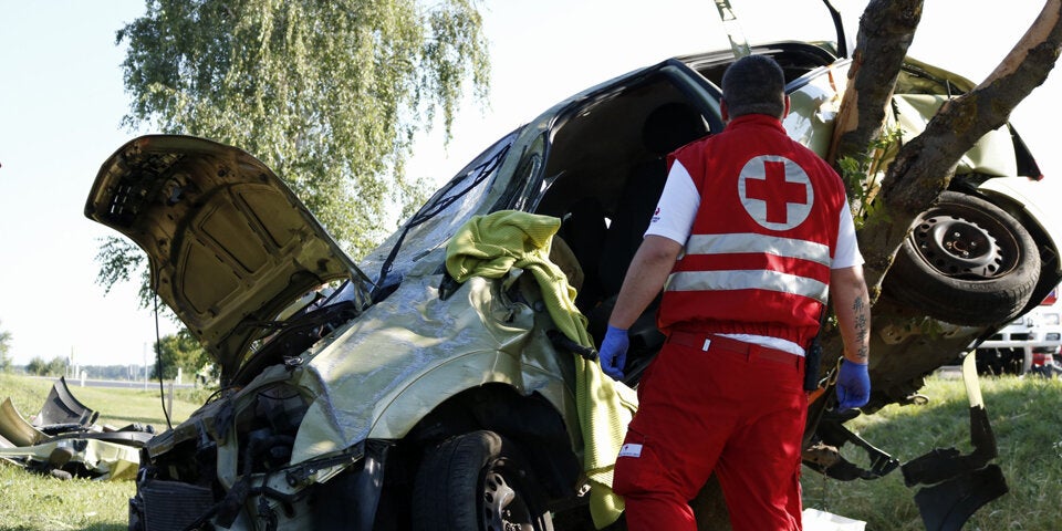 Lenker bei Unfall auf A3 schwer verletzt