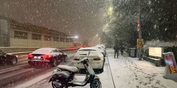 Bis zu 20 Zentimeter! Schneewalze trifft jetzt Wien mit voller Wucht