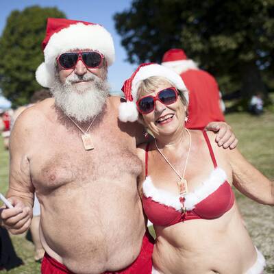 Weihnachtsmänner schwitzen in Dänemark