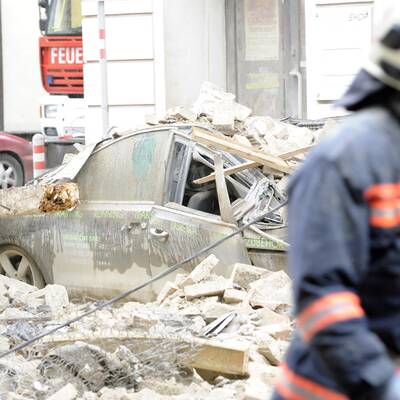 Wohnhaus in Wien nach Explosion eingestürzt