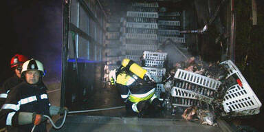 Hunderte Hühner verbrannt: A9-Sperre