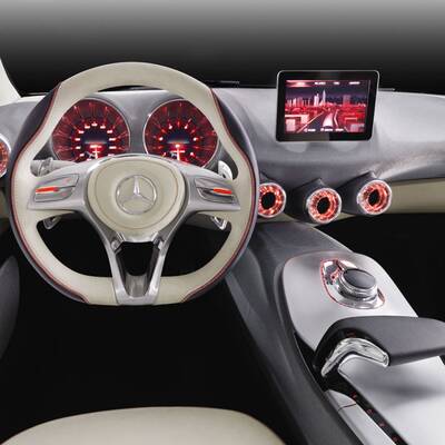 Sportlicher Baby-Benz