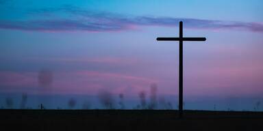 77-J&auml;hriger bei Autounfallgestorben