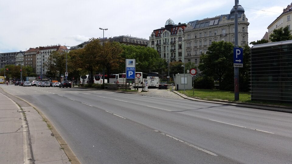 Busparkplatz Franz Josefs Kai