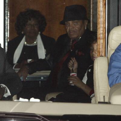 Michael Jackson in L.A. beigesetzt