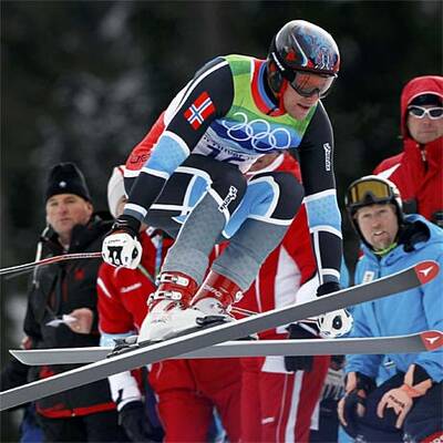 Abfahrts-Gold an Defago