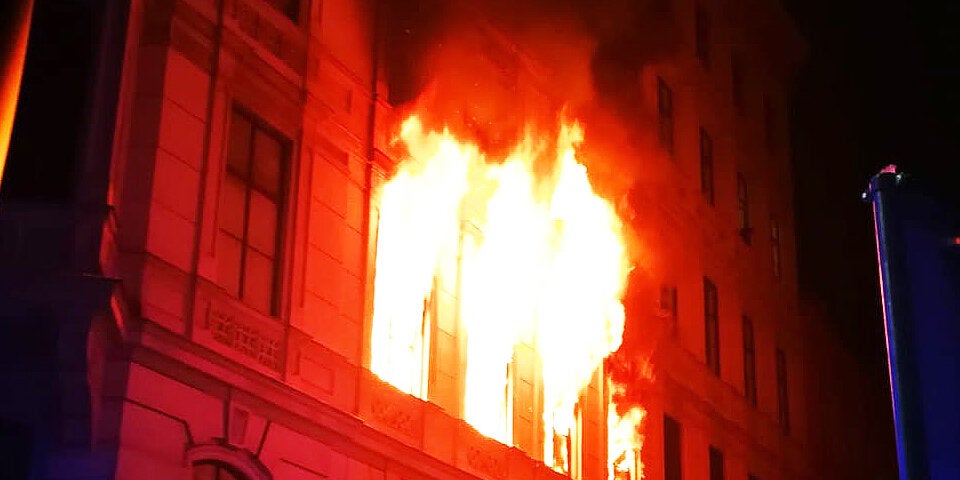 Schauspiel-Legende in Wohnung verbrannt