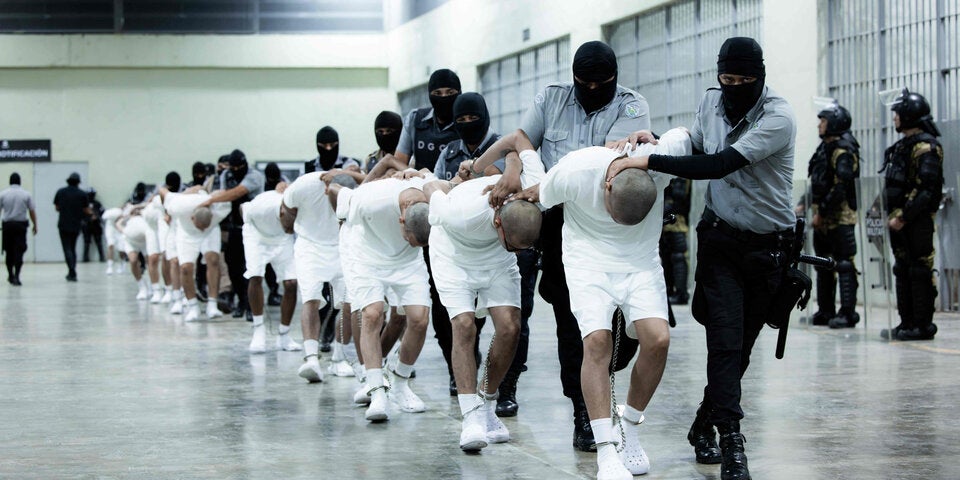 Trump schiebt 238 Drogen-Verbrecher ab