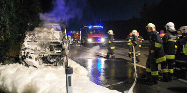 Abschleppwagen fing plötzlich Feuer